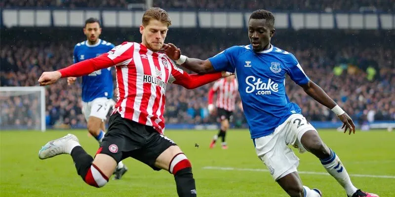 Soi Kèo Everton vs Brentford 22h00 04/01 - Ngoại Hạng Anh 3 Đánh giá phong độ gần đây rực lửa của Everton vs Brentford