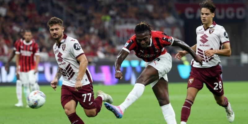 Soi Kèo AC Milan Vs Torino 00h00 ngày 22/03 - Serie A 1 AC Milan vs Torino đều đang thi đấu phập phù