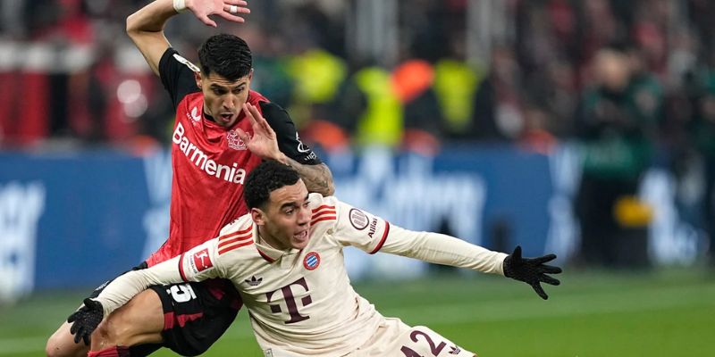 Soi Kèo Bayer Leverkusen Vs Bayern Munchen 21h30 14/03 - Bundesliga 1 Phong độ trái ngược của Bayer Leverkusen vs Bayern Munchen hiện tại